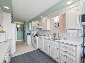 40 Village Rd 709, Middleton MA 01949