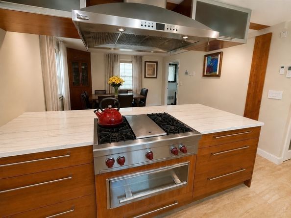 34 Blossomcrest Rd, Lexington MA 02421