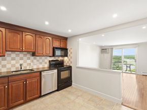 145 Essex Avenue 519, Gloucester MA 01930