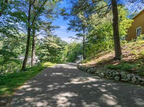 94 Mayfair Dr, Westwood MA 02090