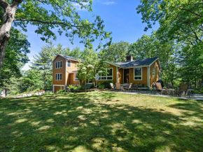94 Mayfair Dr, Westwood MA 02090