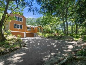 94 Mayfair Dr, Westwood MA 02090