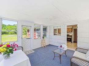 14 Clearview Dr, Framingham MA 01701