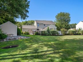 26 Crabtree Lane, Abington MA 02351