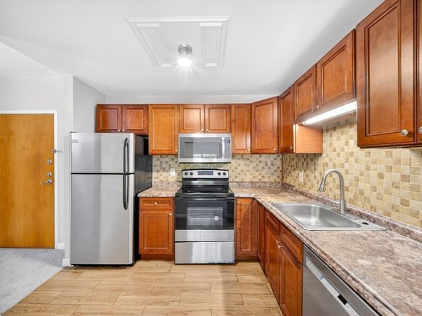 14 Heron St 208, Boston MA 02132