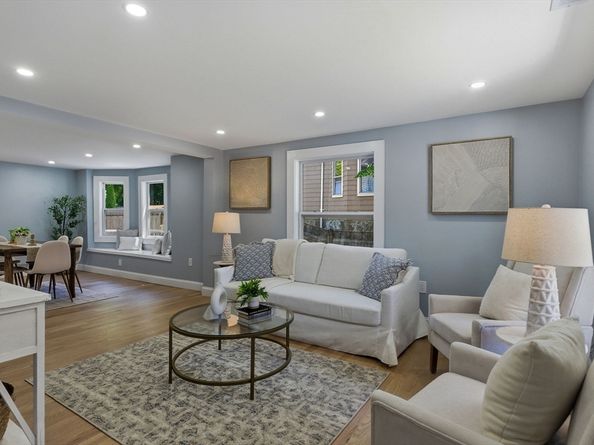 8 Linden Road, Melrose MA 02176