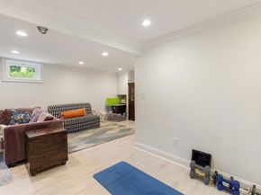 155 Adams Ave, Newton MA 02458