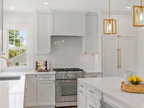 196 Doty St, Waltham MA 02452