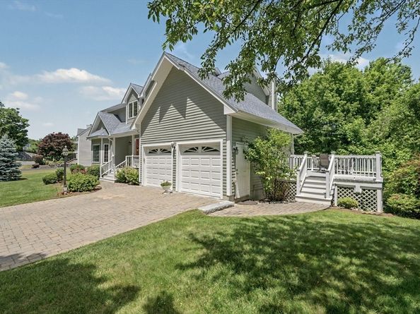 78 Hammersmith Dr, Saugus MA 01906