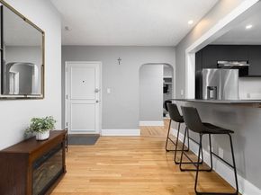 56 Elm 10, Worcester MA 01609