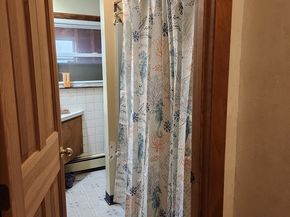 133 Woodlawn Rd, Athol MA 01331