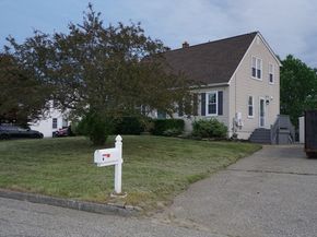 7 Rolling Ridge Rd, Rutland MA 01543