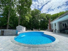 23 Goodnow Lane, Framingham MA 01702