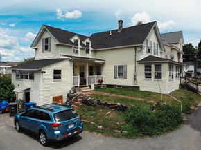 40-44 Cottage St, Leominster MA 01453