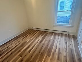 40-44 Cottage St, Leominster MA 01453