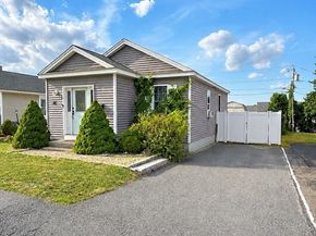 55 Hill Street, Hopedale MA 01747