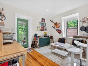 113 Chestnut Ave 3, Boston MA 02130