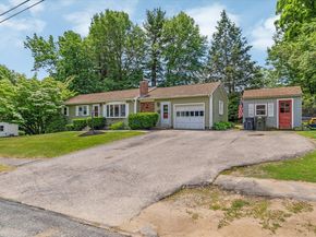 81 Highland Ave, Holden MA 01520