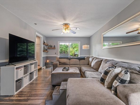 81 Highland Ave, Holden MA 01520