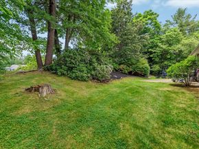 81 Highland Ave, Holden MA 01520