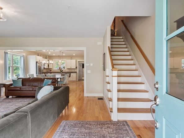 5 Powell St B, Harvard MA 01434