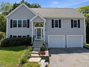 15 Primrose Street, Worcester MA 01604