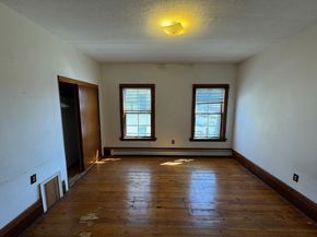 10 School St, Boston MA 02124