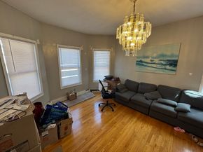 10 School St, Boston MA 02124