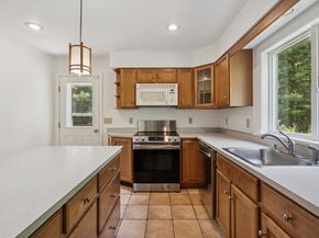 23 Crystal Spring Road, Mattapoisett MA 02739