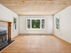 23 Crystal Spring Road, Mattapoisett MA 02739