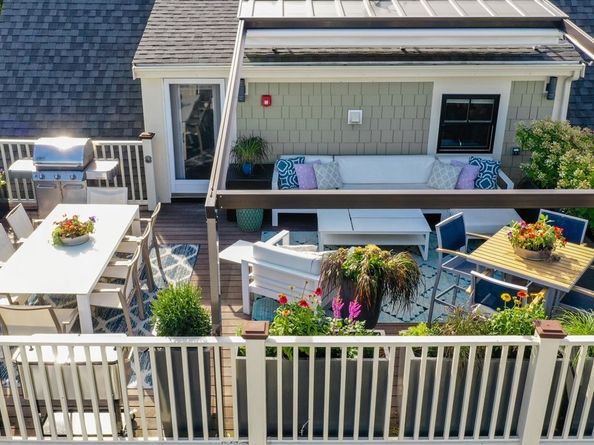 43 Salcombe St 4, Boston MA 02125