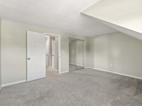 69 Kennedy Dr 69, Chelmsford MA 01863