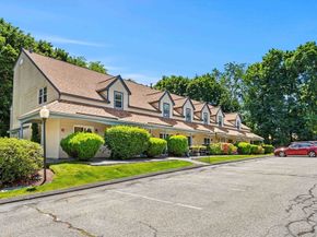 69 Kennedy Dr 69, Chelmsford MA 01863