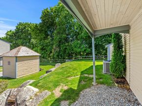 69 Kennedy Dr 69, Chelmsford MA 01863
