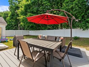 9 Chapman Rd, Wakefield MA 01880