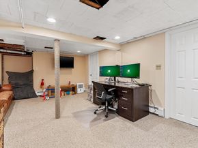 9 Chapman Rd, Wakefield MA 01880