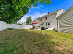 9 Chapman Rd, Wakefield MA 01880