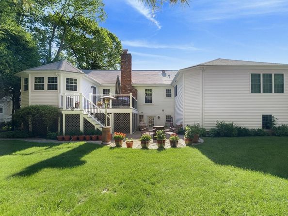 180 Meetinghouse Circle, Needham MA 02492