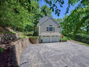 85 S Ashburnham Rd, Westminster MA 01473