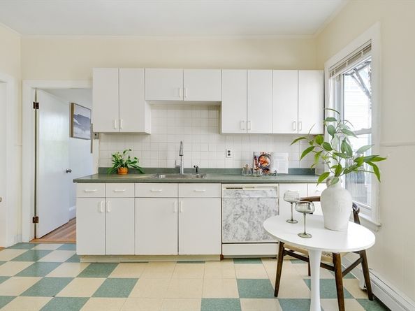 313 Elm Street 1, Cambridge MA 02139