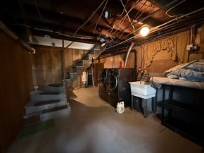 18 Pleasant St, Fitchburg MA 01420