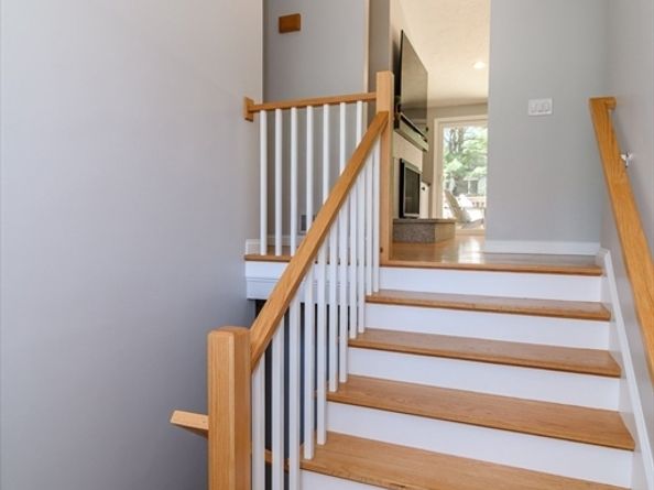 9 Merifield Lane, Natick MA 01760