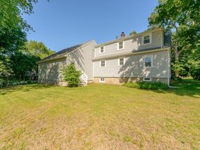16 Rangeway Rd, Billerica MA 01862
