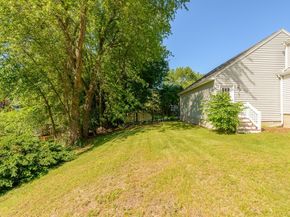 16 Rangeway Rd, Billerica MA 01862