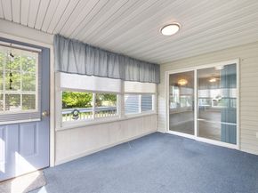 90 Crystal Water Dr 90, East Bridgewater MA 02333