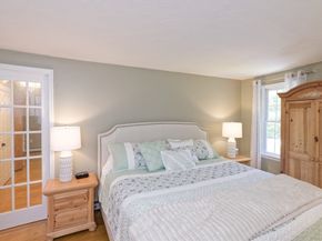 101 Hunter Rd, Uxbridge MA 01569