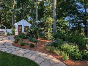 101 Hunter Rd, Uxbridge MA 01569