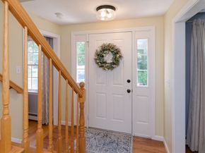 101 Hunter Rd, Uxbridge MA 01569