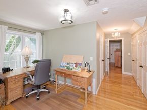 101 Hunter Rd, Uxbridge MA 01569