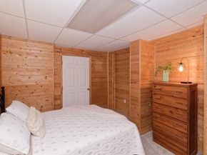 101 Hunter Rd, Uxbridge MA 01569